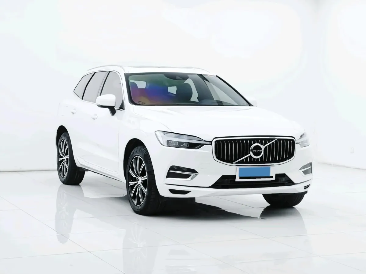 2020 Volvo XC60 2.0T 254HP L4 8AT,autocango,china used car exporter,china ev exporter,chinese used car exporter,chinese used ev exporter