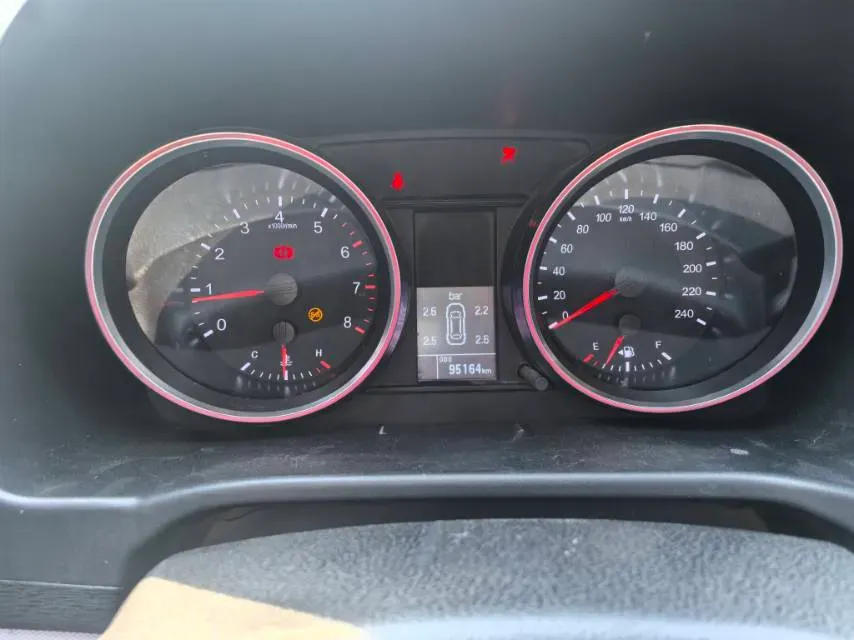 2018 Haval M6 1.5T 150HP L4 6MT,autocango,china used car exporter,china ev exporter,chinese used car exporter,chinese used ev exporter