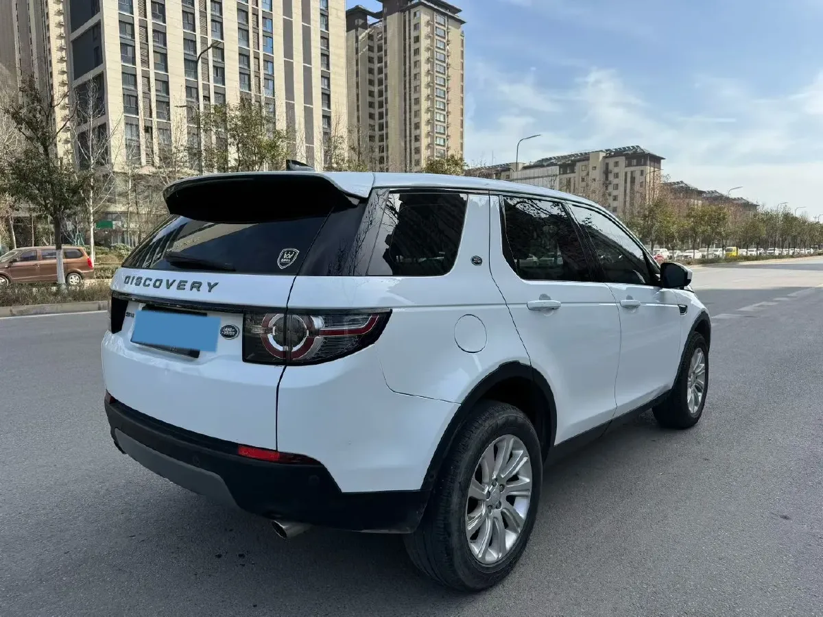 2018 Land Rover Discovery Sport 2.0T 241HP L4 9AT,autocango,china used car exporter,china ev exporter,chinese used car exporter,chinese used ev exporter