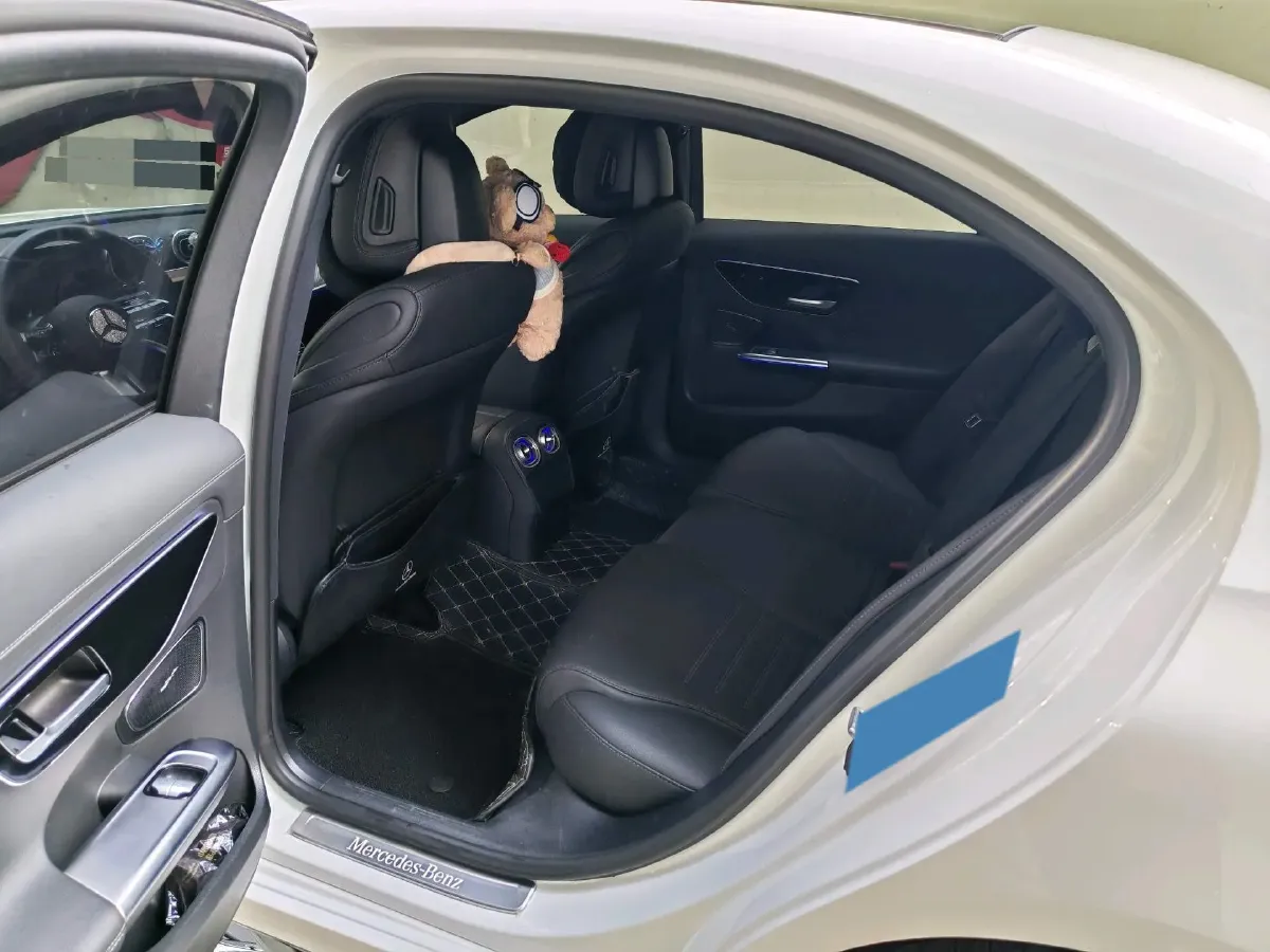 2025 Mercedes-Benz C Class 1.5T 204HP L4 9AT,autocango,china used car exporter,china ev exporter,chinese used car exporter,chinese used ev exporter