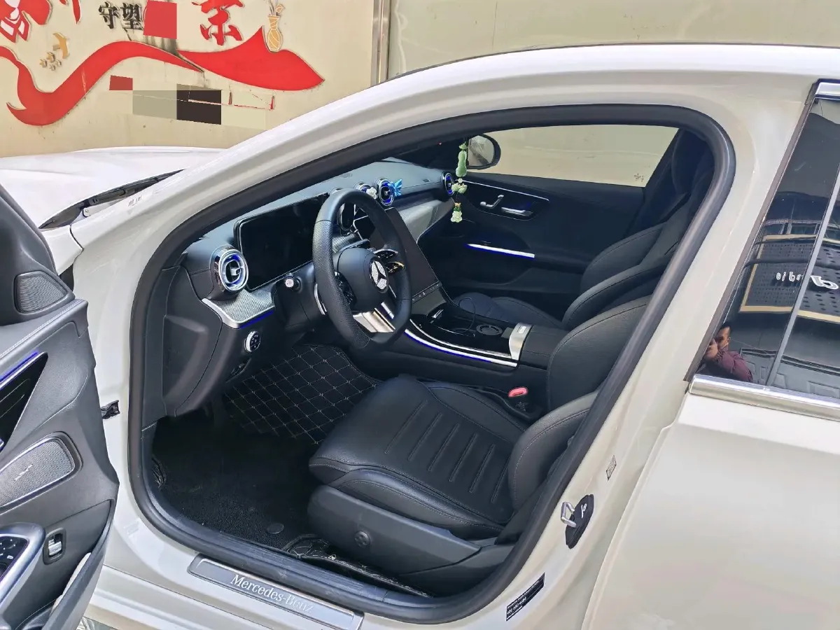 2025 Mercedes-Benz C Class 1.5T 204HP L4 9AT,autocango,china used car exporter,china ev exporter,chinese used car exporter,chinese used ev exporter