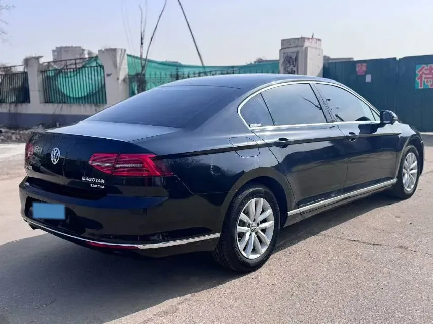 2017 Volkswagen Magotan 1.4T 150HP L4 7DCT,autocango,china used car exporter,china ev exporter,chinese used car exporter,chinese used ev exporter