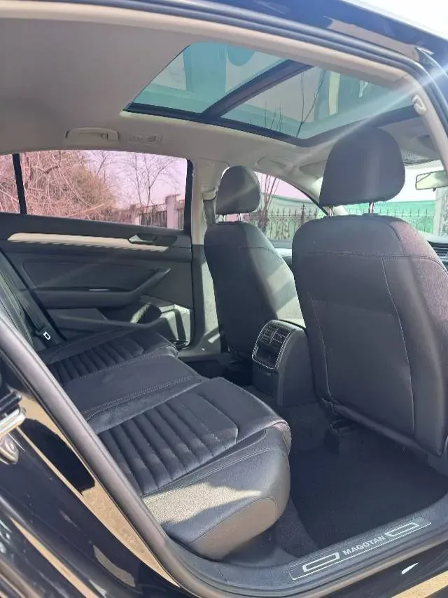 2017 Volkswagen Magotan 1.4T 150HP L4 7DCT,autocango,china used car exporter,china ev exporter,chinese used car exporter,chinese used ev exporter