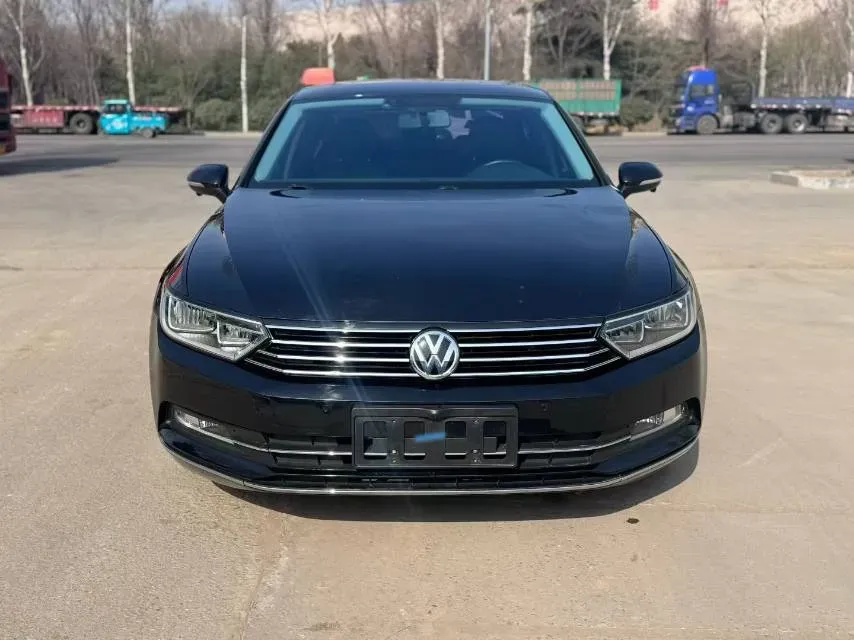 2017 Volkswagen Magotan 1.4T 150HP L4 7DCT,autocango,china used car exporter,china ev exporter,chinese used car exporter,chinese used ev exporter