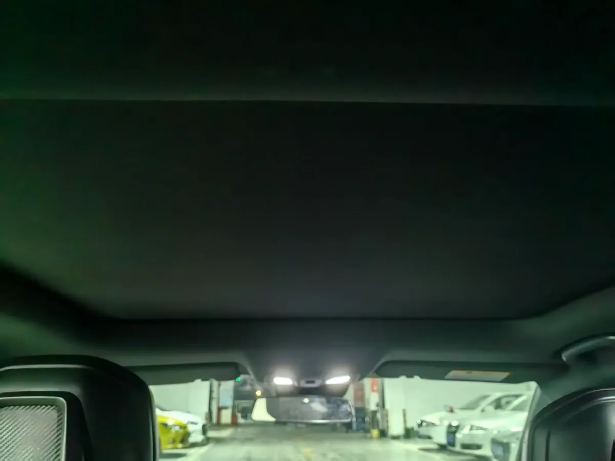 2022 ChangAn UNI-V 1.5T 188HP L4 7DCT,autocango,china used car exporter,china ev exporter,chinese used car exporter,chinese used ev exporter