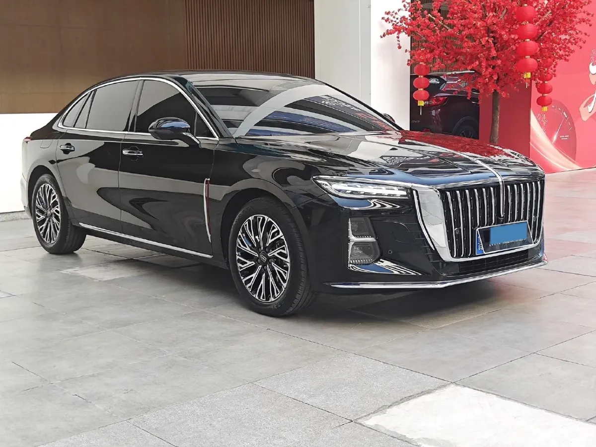 2024 HongQi H5 2.0T 224HP L4 8AT,autocango,china used car exporter,china ev exporter,chinese used car exporter,chinese used ev exporter