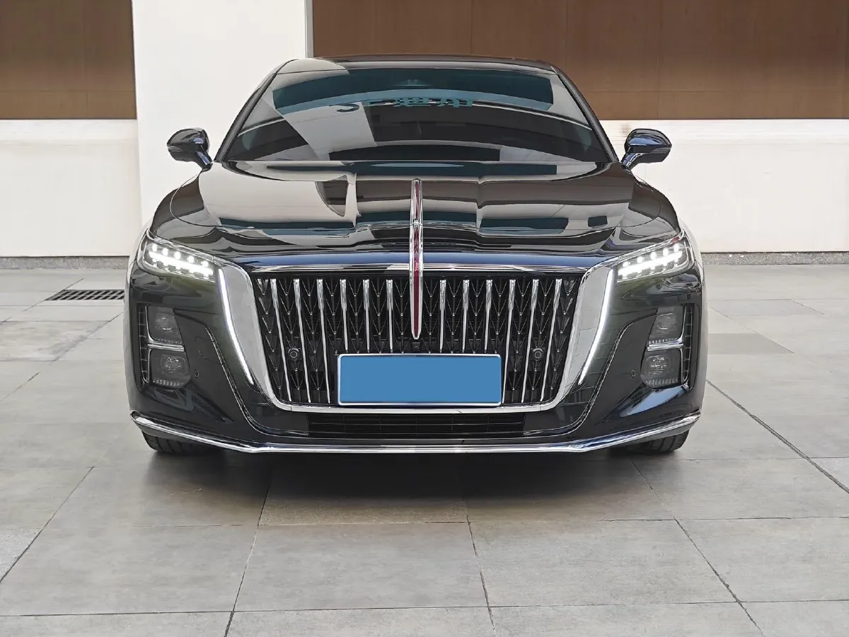 2024 HongQi H5 2.0T 224HP L4 8AT,autocango,china used car exporter,china ev exporter,chinese used car exporter,chinese used ev exporter