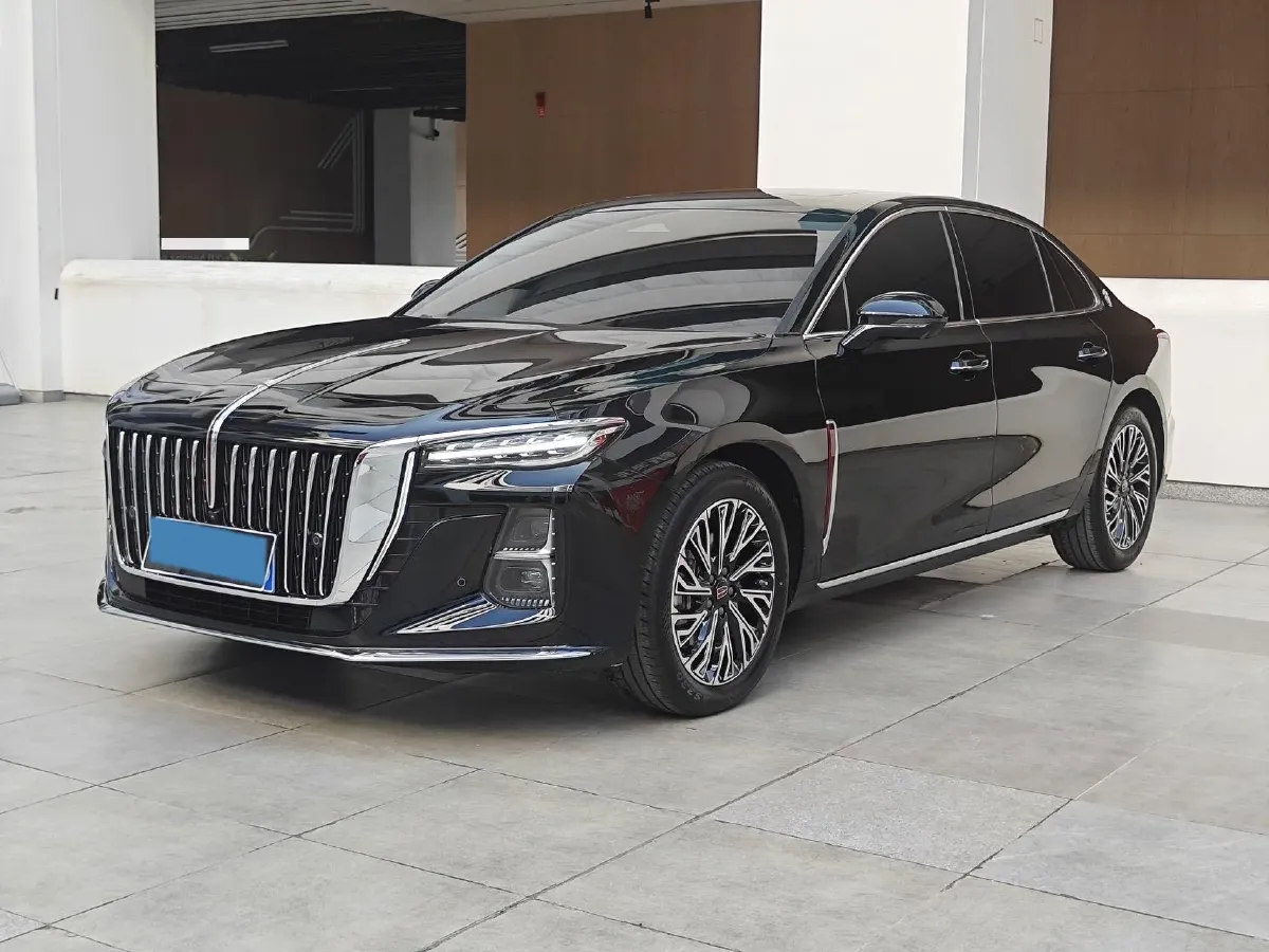 2024 HongQi H5 2.0T 224HP L4 8AT,autocango,china used car exporter,china ev exporter,chinese used car exporter,chinese used ev exporter