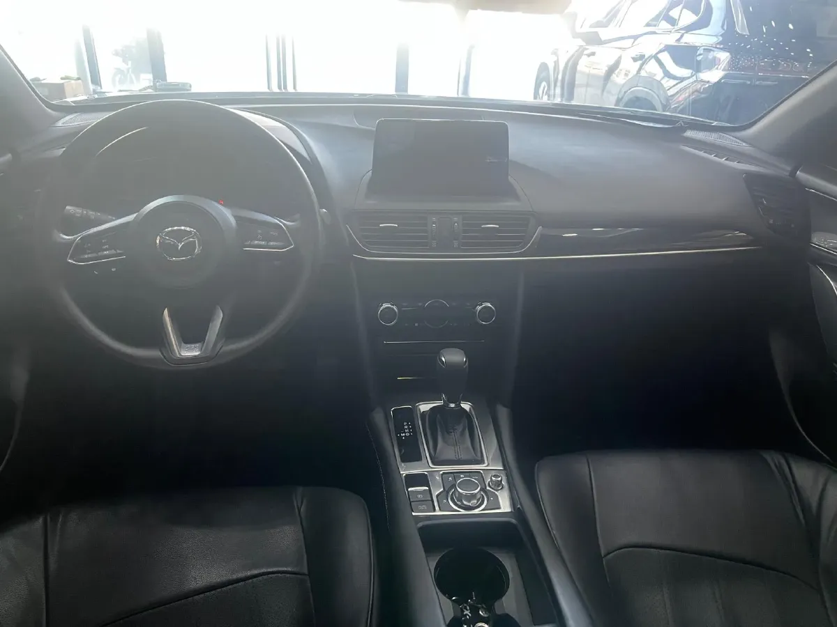 2021 Mazda CX-4 2.0L 158HP L4 6AT,autocango,china used car exporter,china ev exporter,chinese used car exporter,chinese used ev exporter
