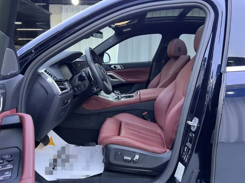 2022 BMW X6 3.0T 333HP L6 8AT,autocango,china used car exporter,china ev exporter,chinese used car exporter,chinese used ev exporter