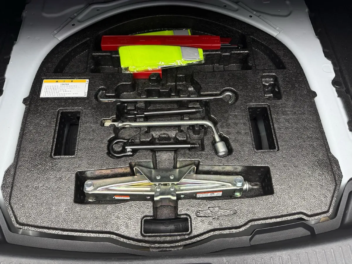 2021 Toyota Corolla 1.2T 116HP L4 CVT,autocango,china used car exporter,china ev exporter,chinese used car exporter,chinese used ev exporter