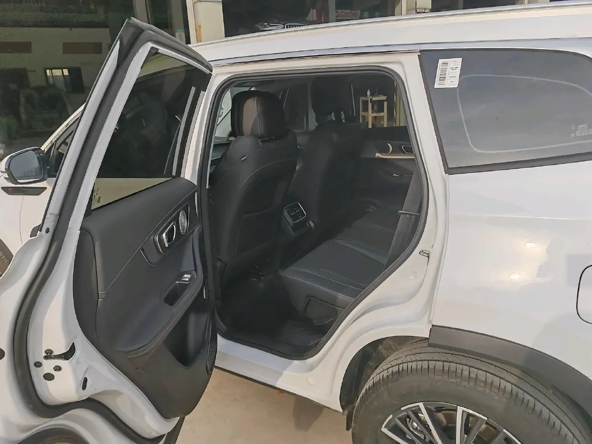 2025 Chery Tiggo 8 PRO 1.6T 197HP L4 7DCT,autocango,china used car exporter,china ev exporter,chinese used car exporter,chinese used ev exporter