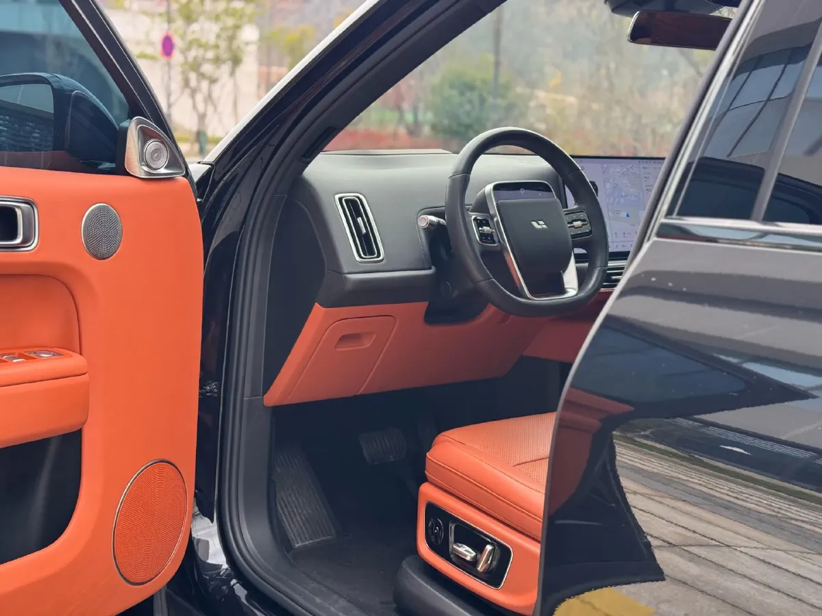 2024 Toyota Granvia 2.5L 189HP L4 E-CVT Hybrid,autocango,china used car exporter,china ev exporter,chinese used car exporter,chinese used ev exporter