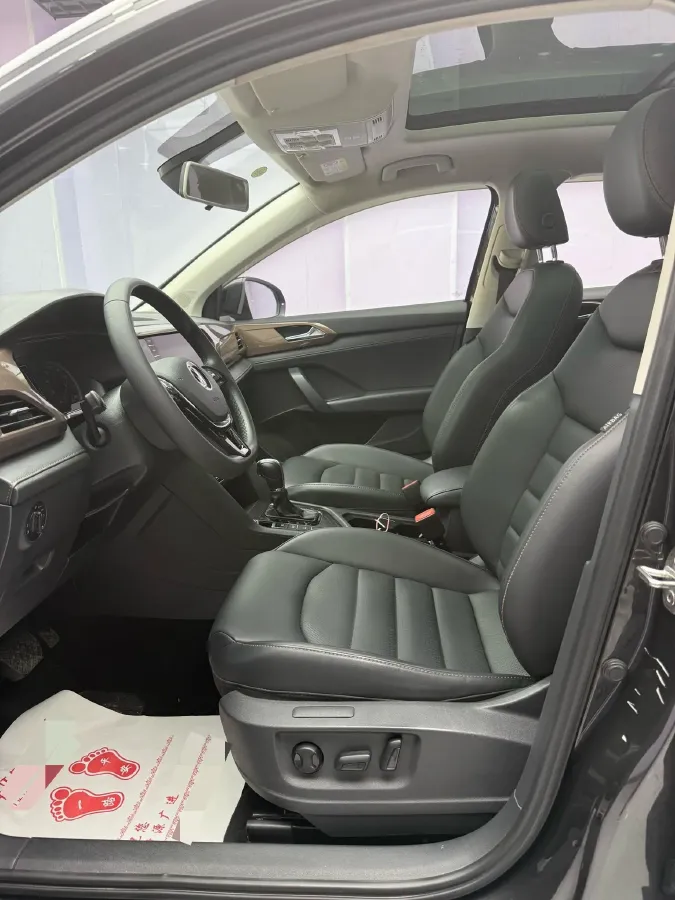 2021 Volkswagen Tharu 1.4T 150HP L4 7DCT,autocango,china used car exporter,china ev exporter,chinese used car exporter,chinese used ev exporter