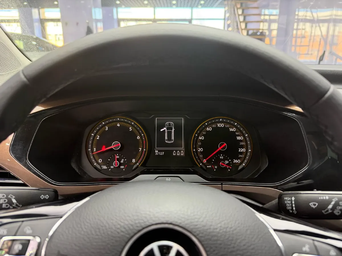 2021 Volkswagen Tharu 1.4T 150HP L4 7DCT,autocango,china used car exporter,china ev exporter,chinese used car exporter,chinese used ev exporter