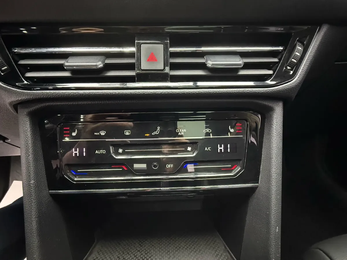 2021 Volkswagen Tharu 1.4T 150HP L4 7DCT,autocango,china used car exporter,china ev exporter,chinese used car exporter,chinese used ev exporter