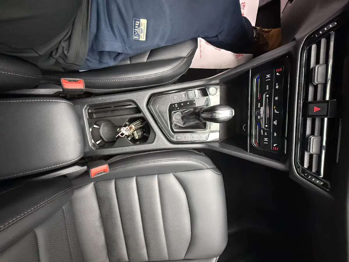 2021 Volkswagen Tharu 1.4T 150HP L4 7DCT,autocango,china used car exporter,china ev exporter,chinese used car exporter,chinese used ev exporter