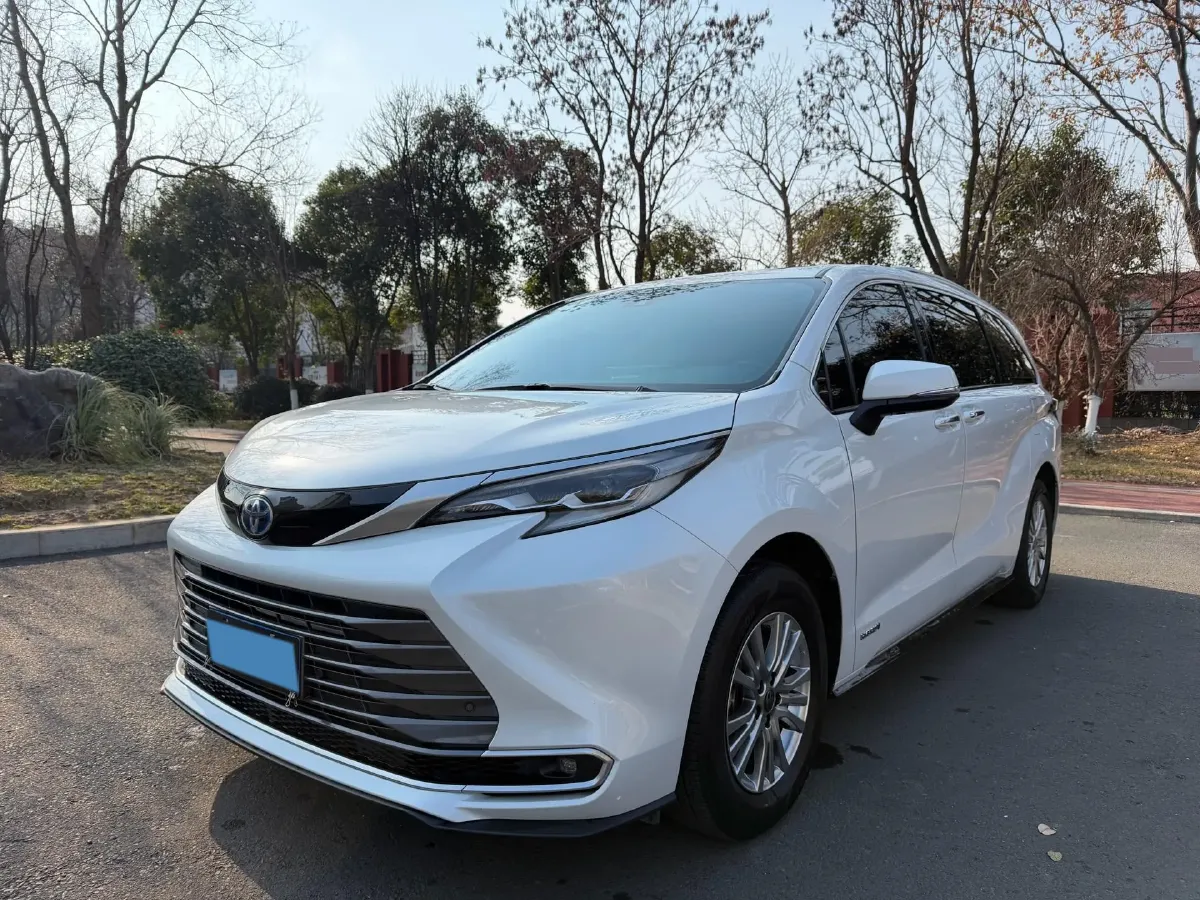 2021 Toyota Sienna 2.5L 192HP L4 E-CVT Hybrid,autocango,china used car exporter,china ev exporter,chinese used car exporter,chinese used ev exporter