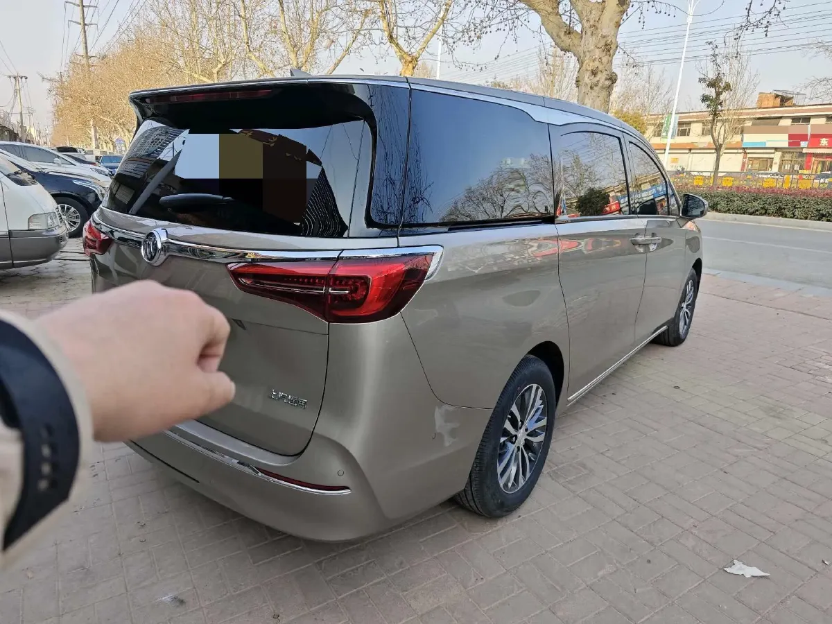 2023 Buick GL8 2.0T 237HP L4 9AT,autocango,china used car exporter,china ev exporter,chinese used car exporter,chinese used ev exporter