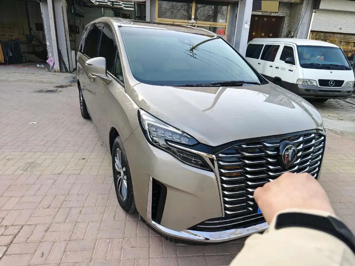 2023 Buick GL8 2.0T 237HP L4 9AT,autocango,china used car exporter,china ev exporter,chinese used car exporter,chinese used ev exporter