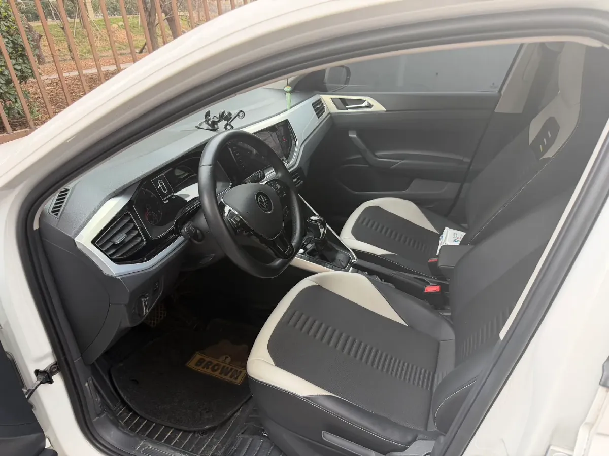 2021 DongFeng Aeolus AX7 1.6T 170HP L4 6AT,autocango,china used car exporter,china ev exporter,chinese used car exporter,chinese used ev exporter