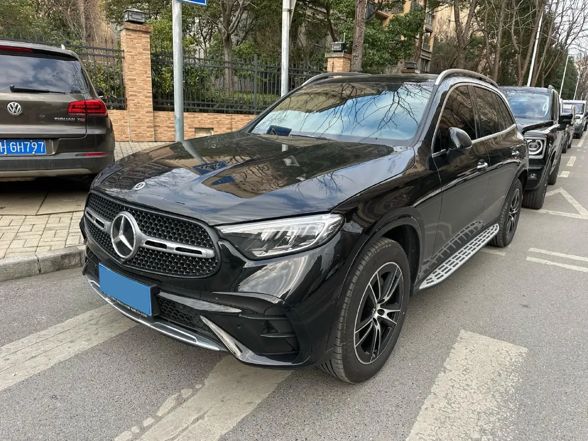2025 Mercedes-Benz GLC Class 2.0T 204HP L4 9AT,autocango,china used car exporter,china ev exporter,chinese used car exporter,chinese used ev exporter