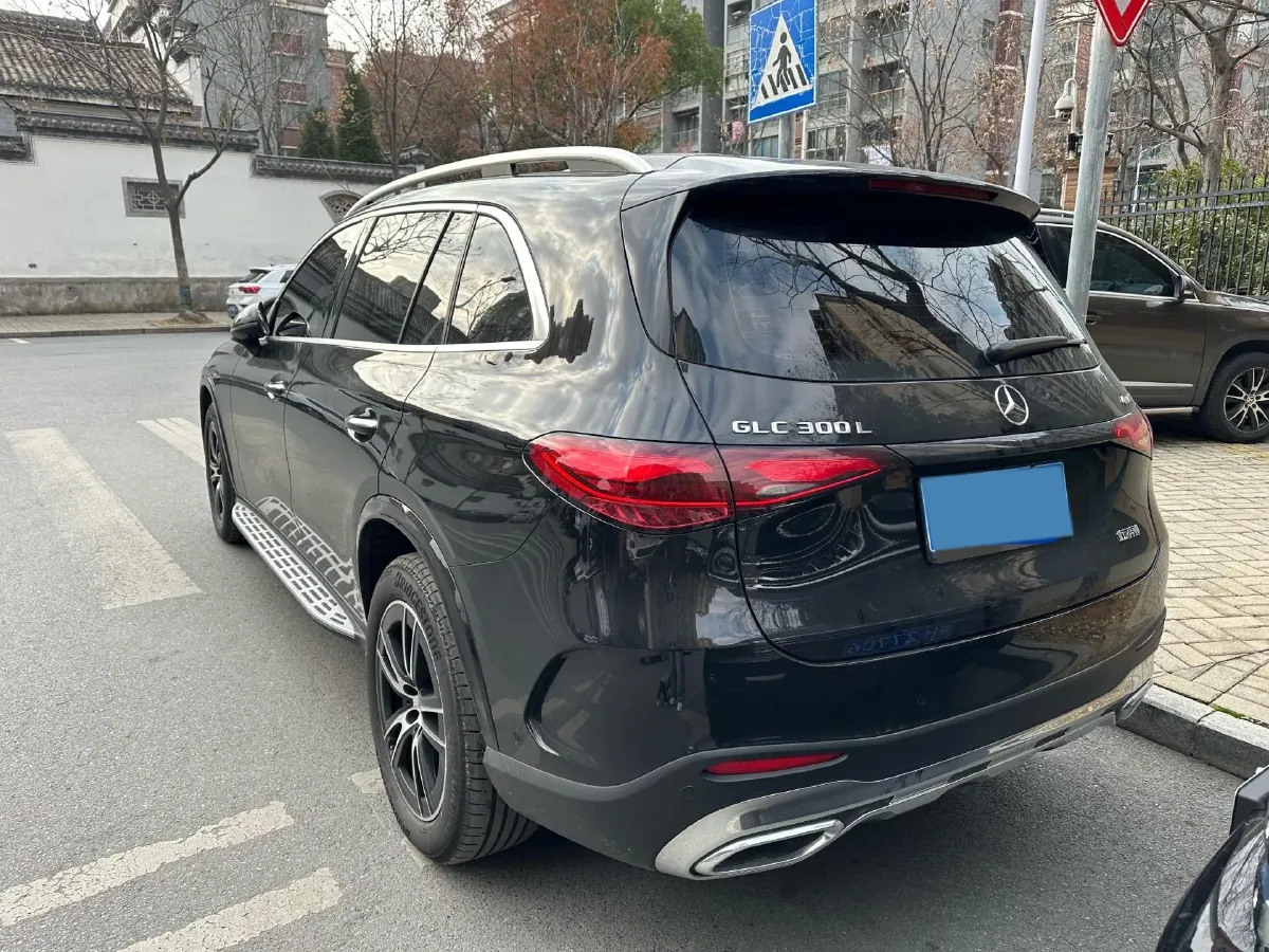 2025 Mercedes-Benz GLC Class 2.0T 204HP L4 9AT,autocango,china used car exporter,china ev exporter,chinese used car exporter,chinese used ev exporter