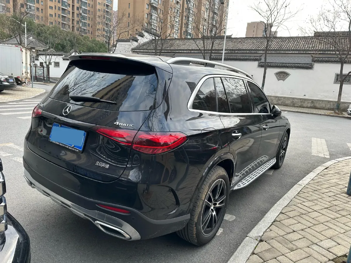 2025 Mercedes-Benz GLC Class 2.0T 204HP L4 9AT,autocango,china used car exporter,china ev exporter,chinese used car exporter,chinese used ev exporter