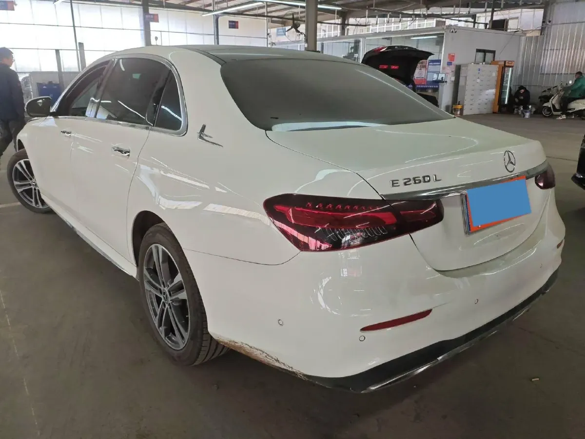 2021 Mercedes-Benz E Class 2.0T 197HP L4 9AT,autocango,china used car exporter,china ev exporter,chinese used car exporter,chinese used ev exporter