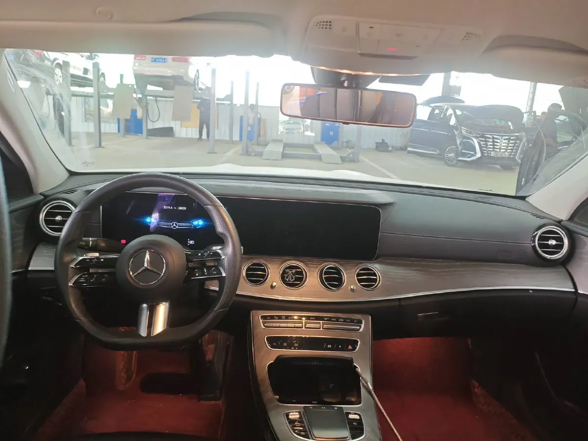 2021 Mercedes-Benz E Class 2.0T 197HP L4 9AT,autocango,china used car exporter,china ev exporter,chinese used car exporter,chinese used ev exporter