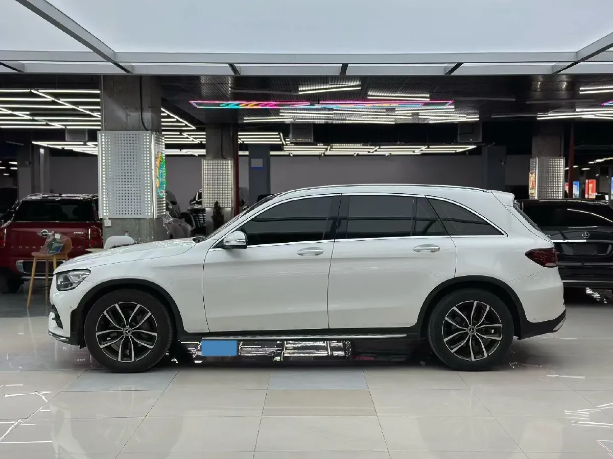 2020 Mercedes-Benz GLC Class 2.0T 258HP L4 9AT,autocango,china used car exporter,china ev exporter,chinese used car exporter,chinese used ev exporter
