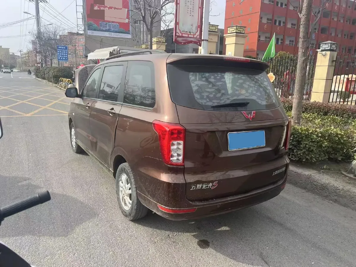 2019 WuLing HongGuang 1.5L 99HP L4 6MT,autocango,china used car exporter,china ev exporter,chinese used car exporter,chinese used ev exporter