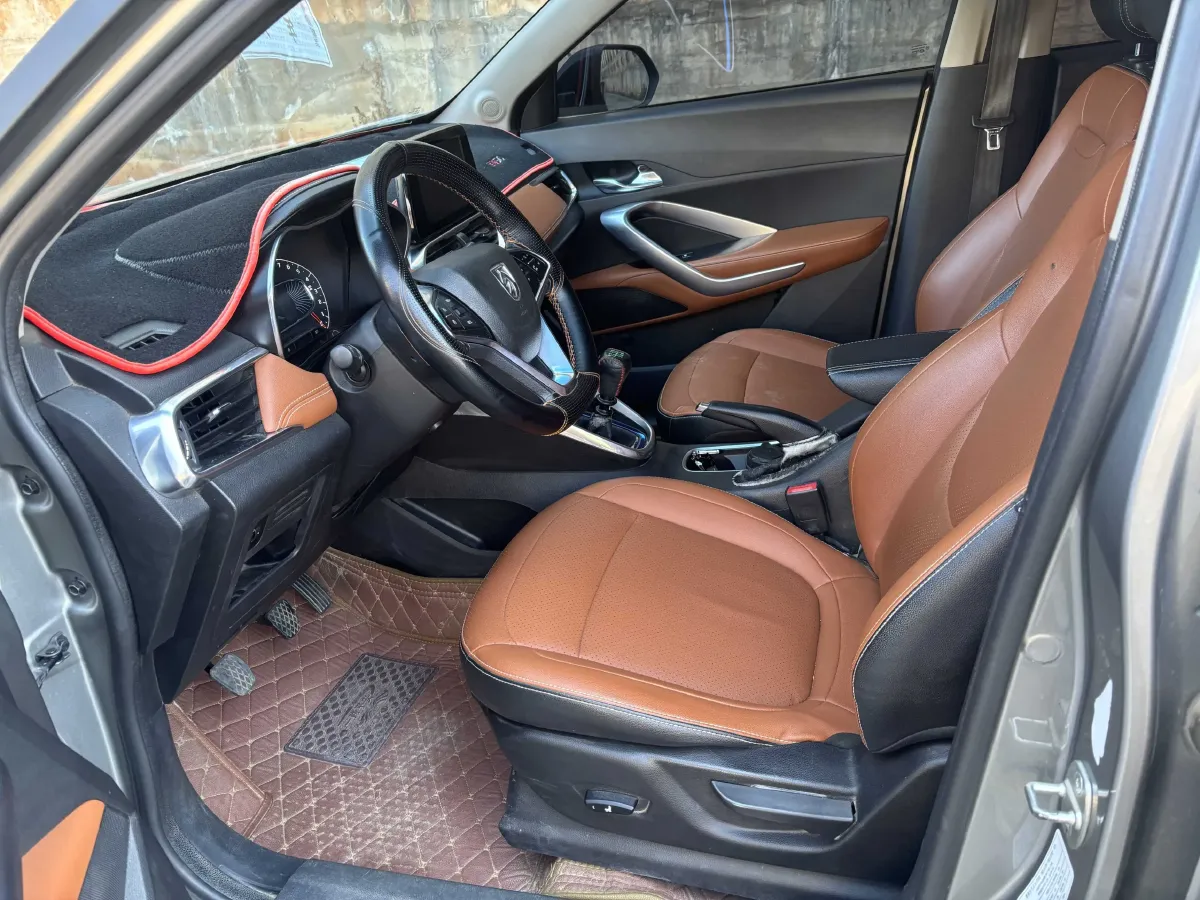 2017 BaoJun 510 1.5L 112HP L4 6MT,autocango,china used car exporter,china ev exporter,chinese used car exporter,chinese used ev exporter