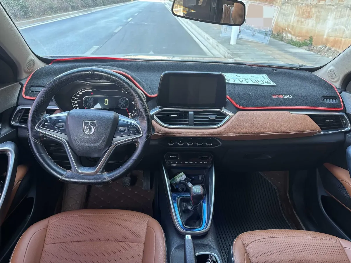 2017 BaoJun 510 1.5L 112HP L4 6MT,autocango,china used car exporter,china ev exporter,chinese used car exporter,chinese used ev exporter