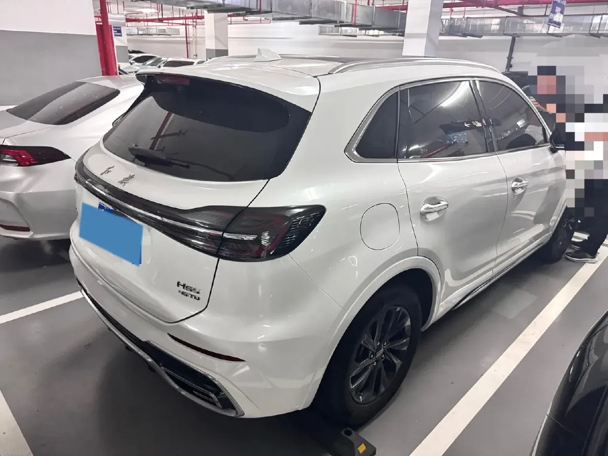 2023 HongQi HS5 2.0T 252HP L4 8AT,autocango,china used car exporter,china ev exporter,chinese used car exporter,chinese used ev exporter