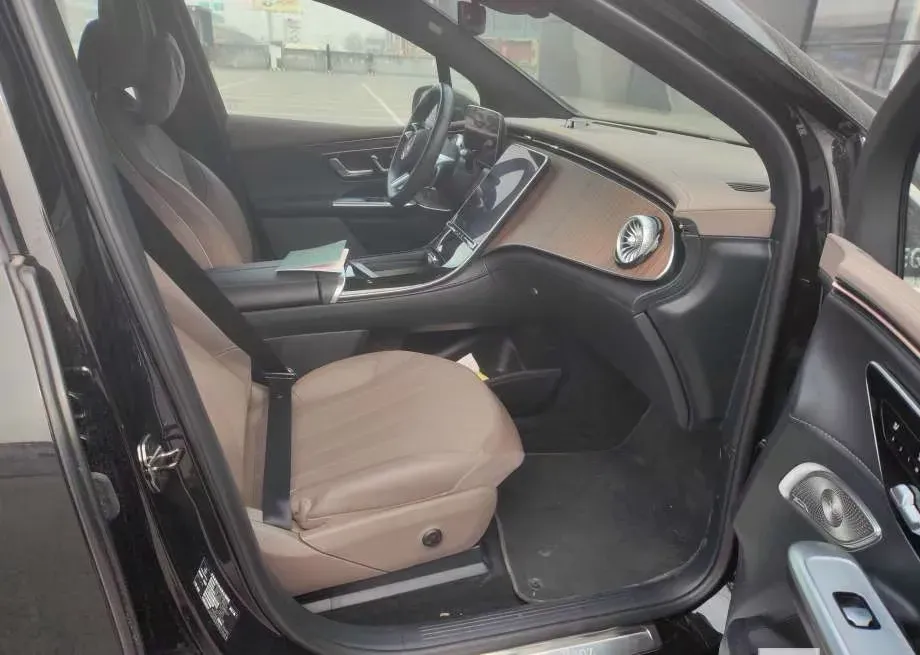 2024 Mercedes-Benz EQE SUV BEV 96.1KWH,autocango,china used car exporter,china ev exporter,chinese used car exporter,chinese used ev exporter