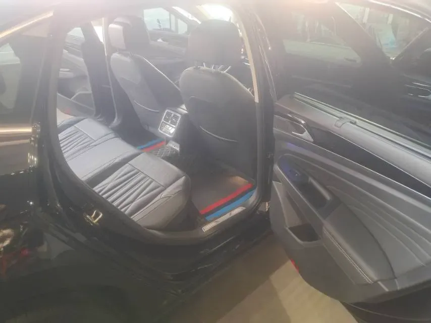 2022 Xpeng P7 BEV 60.2KWH,autocango,china used car exporter,china ev exporter,chinese used car exporter,chinese used ev exporter