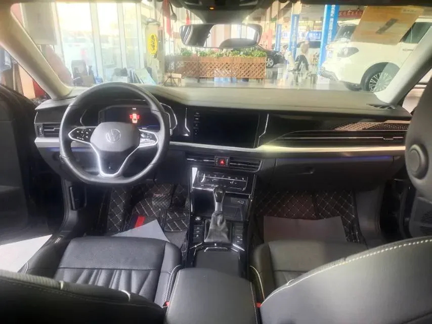 2022 Xpeng P7 BEV 60.2KWH,autocango,china used car exporter,china ev exporter,chinese used car exporter,chinese used ev exporter