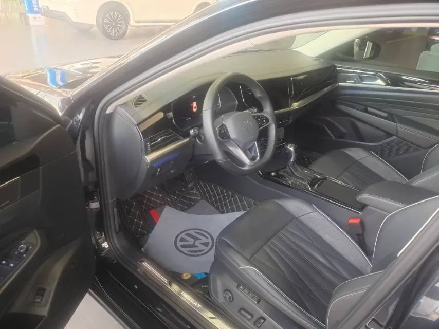 2022 Xpeng P7 BEV 60.2KWH,autocango,china used car exporter,china ev exporter,chinese used car exporter,chinese used ev exporter