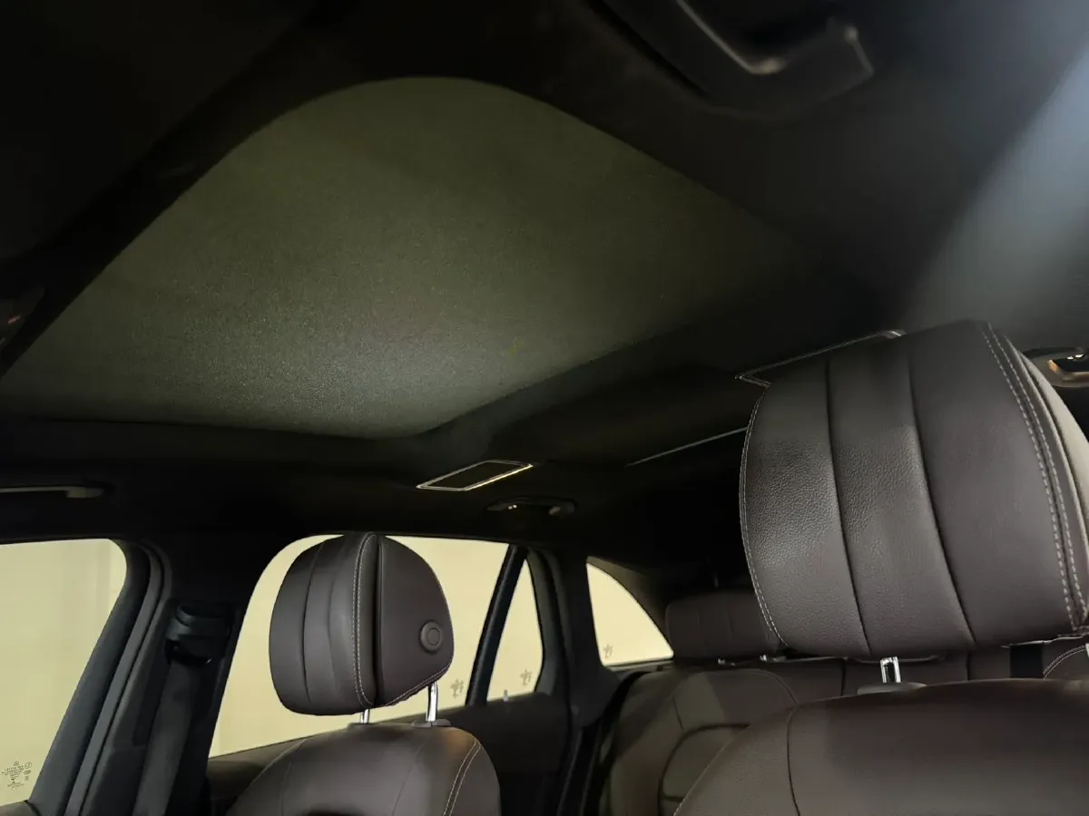 2022 Mercedes-Benz GLC Class 2.0T 258HP L4 9AT,autocango,china used car exporter,china ev exporter,chinese used car exporter,chinese used ev exporter