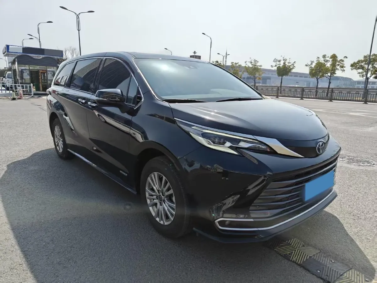 2021 Toyota Sienna 2.5L 192HP L4 E-CVT Hybrid,autocango,china used car exporter,china ev exporter,chinese used car exporter,chinese used ev exporter