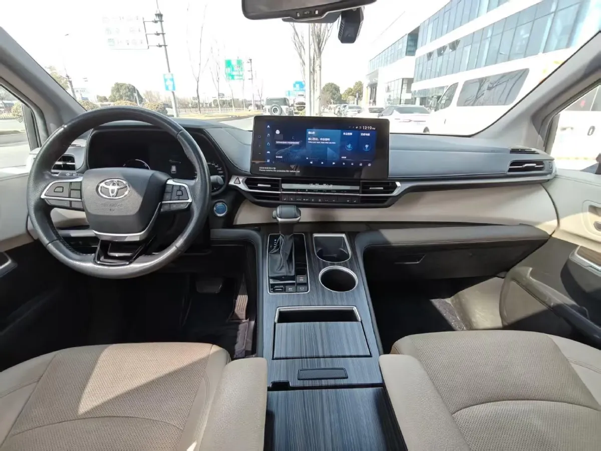 2021 Toyota Sienna 2.5L 192HP L4 E-CVT Hybrid,autocango,china used car exporter,china ev exporter,chinese used car exporter,chinese used ev exporter