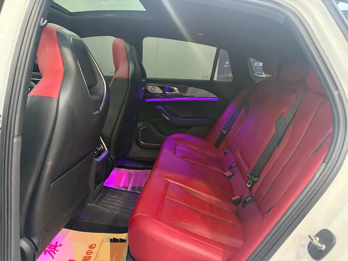 2023 HongQi H6 2.0T 252HP L4 8AT,autocango,china used car exporter,china ev exporter,chinese used car exporter,chinese used ev exporter