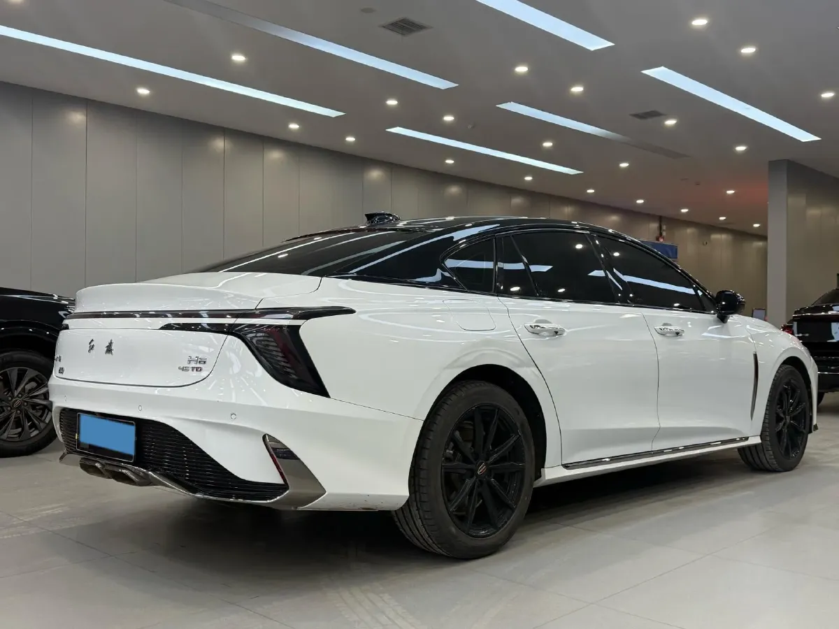 2023 HongQi H6 2.0T 252HP L4 8AT,autocango,china used car exporter,china ev exporter,chinese used car exporter,chinese used ev exporter