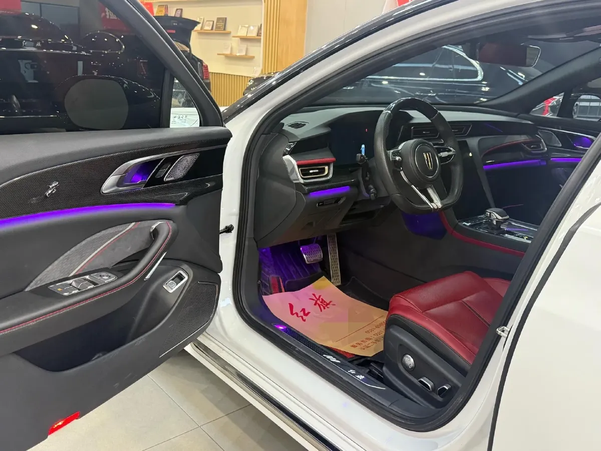 2023 HongQi H6 2.0T 252HP L4 8AT,autocango,china used car exporter,china ev exporter,chinese used car exporter,chinese used ev exporter