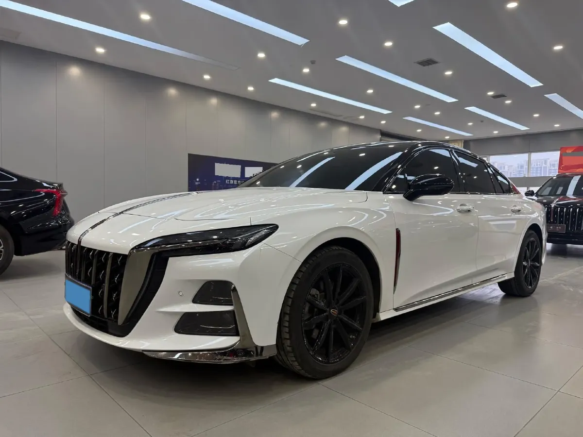2023 HongQi H6 2.0T 252HP L4 8AT,autocango,china used car exporter,china ev exporter,chinese used car exporter,chinese used ev exporter
