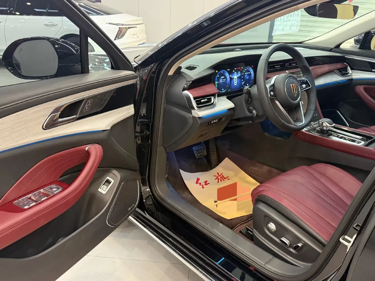 2025 HongQi H5 1.5T 150HP L4 1DHT PHEV,autocango,china used car exporter,china ev exporter,chinese used car exporter,chinese used ev exporter