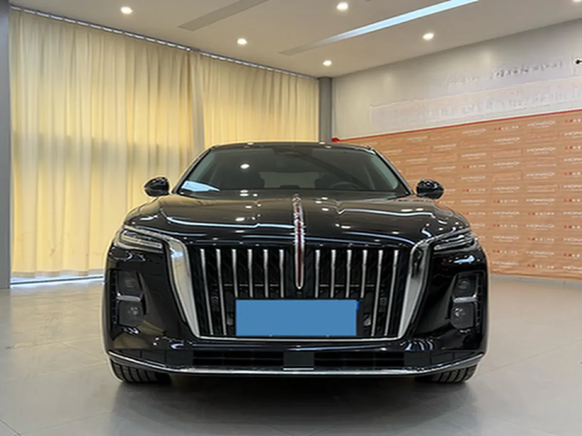 2025 HongQi H5 1.5T 150HP L4 1DHT PHEV,autocango,china used car exporter,china ev exporter,chinese used car exporter,chinese used ev exporter