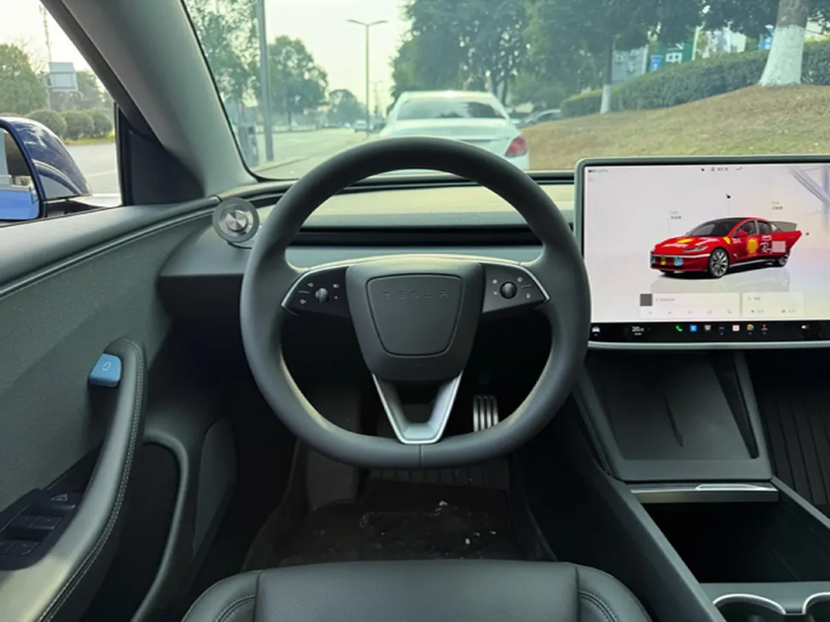 2025 Tesla Model 3 BEV 62.5KWH,autocango,china used car exporter,china ev exporter,chinese used car exporter,chinese used ev exporter