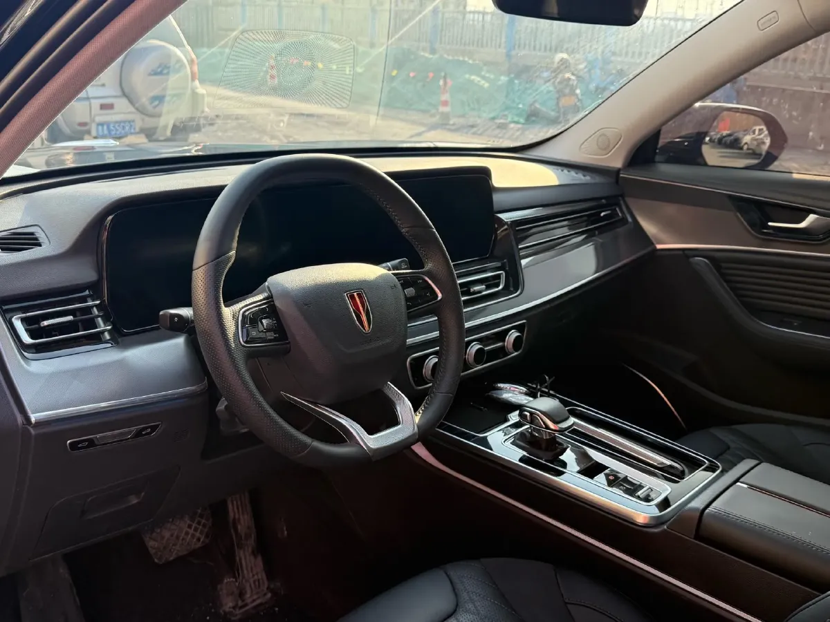 2023 HongQi HS5 2.0T 252HP L4 8AT,autocango,china used car exporter,china ev exporter,chinese used car exporter,chinese used ev exporter